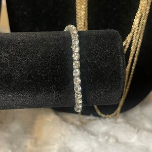 B38 stretch Bracelet